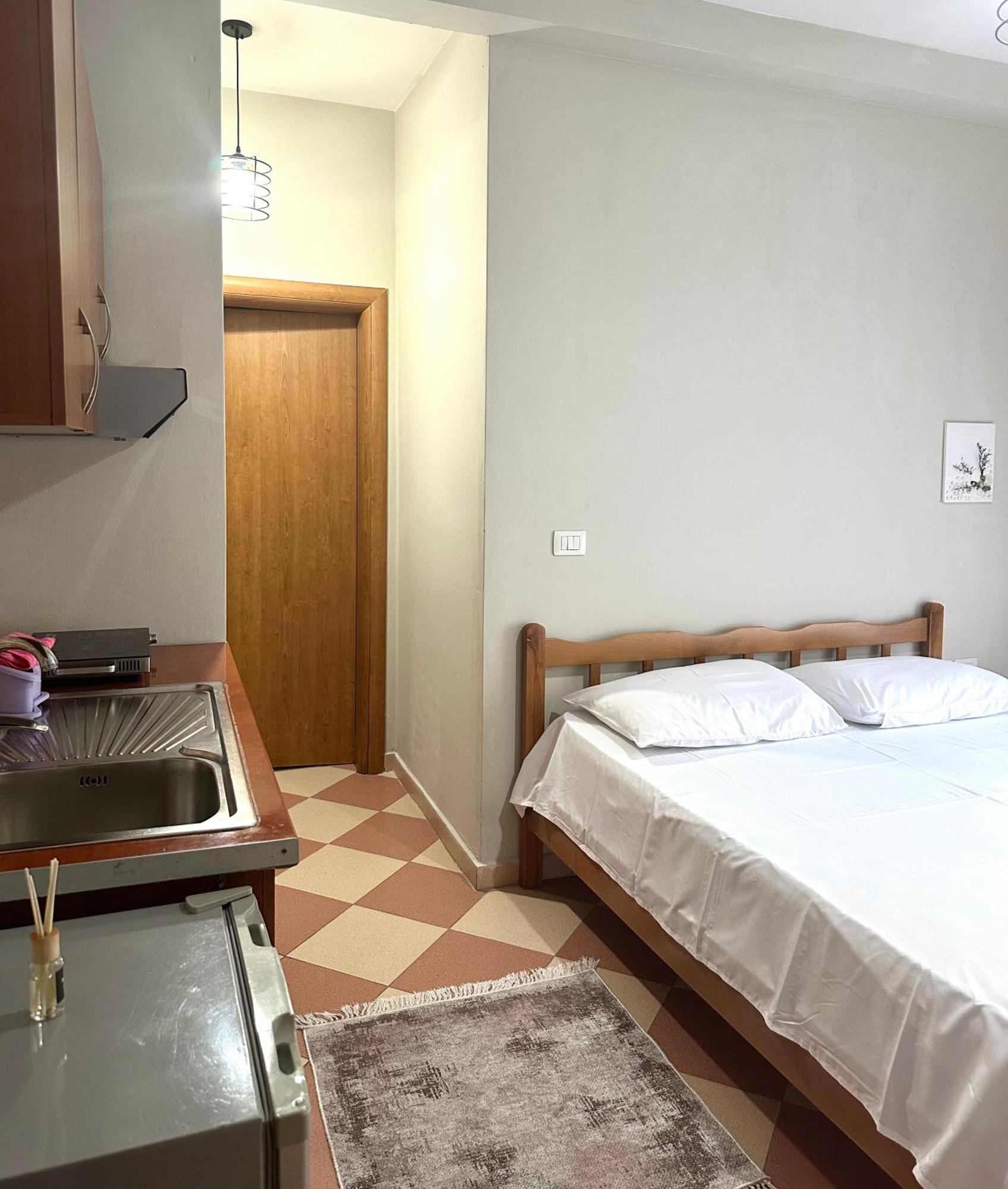 Dn Apartments Влёра Экстерьер фото