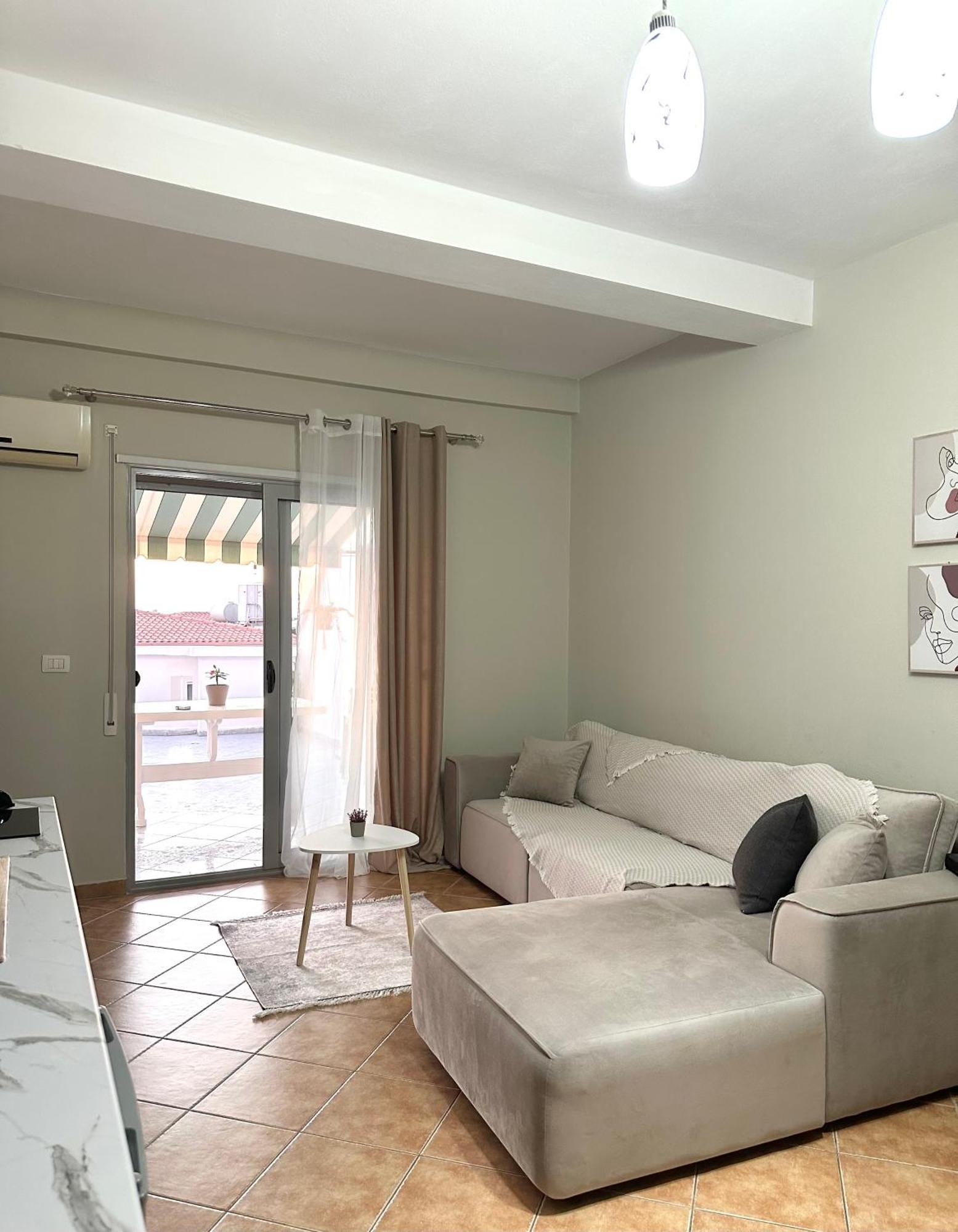 Dn Apartments Влёра Экстерьер фото