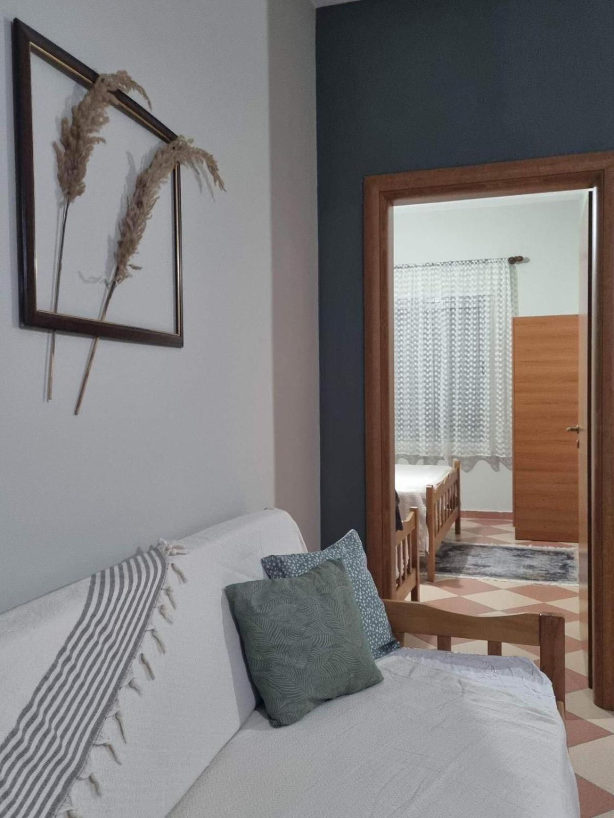 Dn Apartments Влёра Экстерьер фото